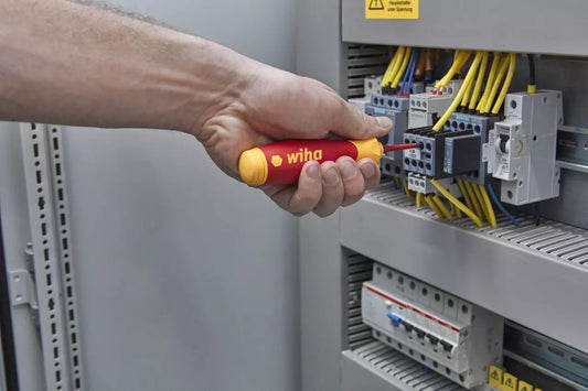 multi destornillador dieléctrico pocketmax slimline con puntas aisladas para electricistas