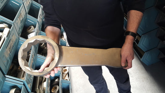 llave de golpe de bronce antichispa endres con doble boca certificada para zonas atex